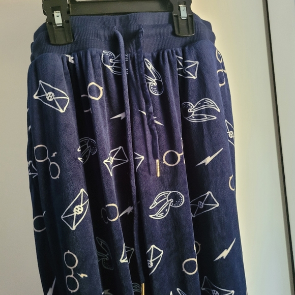 Harry Potter Jammies Wizarding World NWOT - Picture 10 of 13